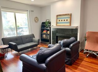 2841 N Damen Ave #1, Chicago, IL 60618