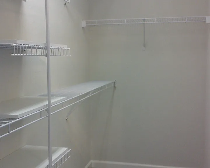 1923 E Desert Island Dr — Photo 11