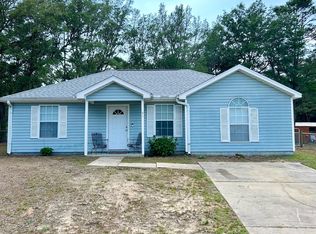 91 Oakridge Way, Defuniak Springs, FL 32433