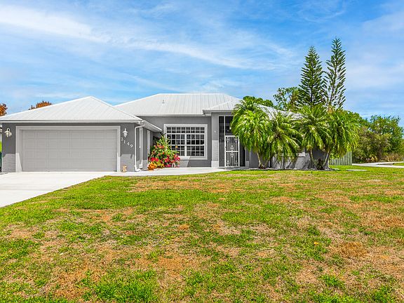3rd image of 2149 SW Savage Boulevard