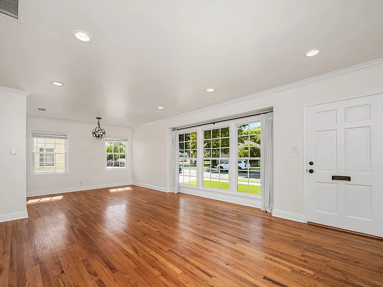 5915 E Rosebay St — Photo 12