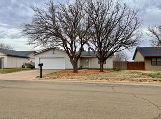 9607 Dixon Ave, Lubbock, TX 79423