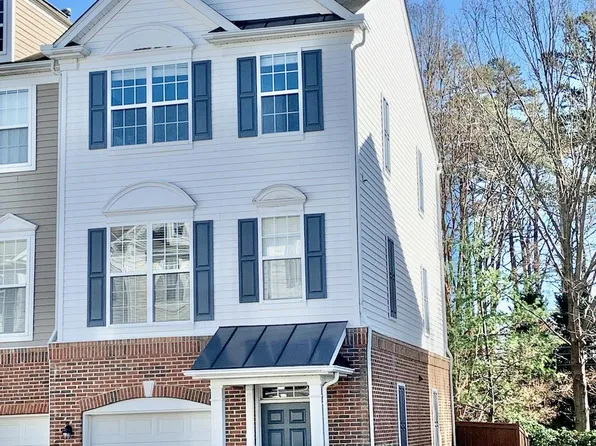 4906 Wyatt Brook Way, Raleigh, NC 27609