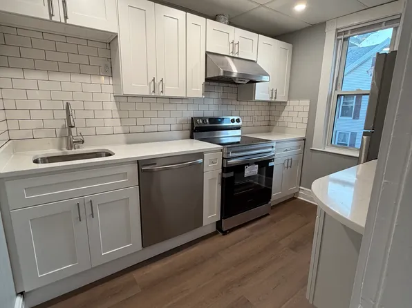 54 Church St, Hudson, MA 01749