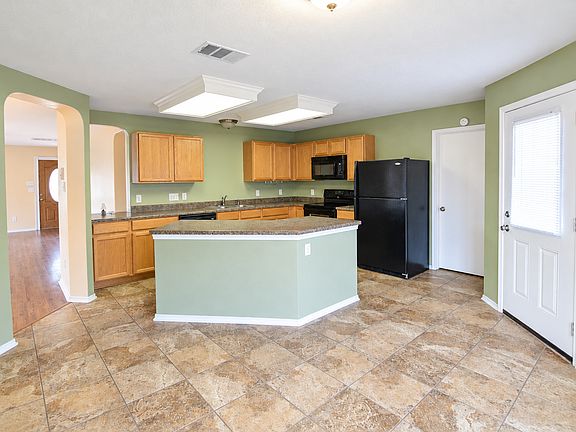 Property Photos (4)_09092026