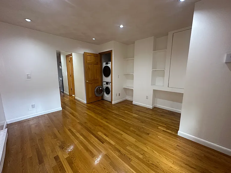 89 Prince St #7 — Photo 5