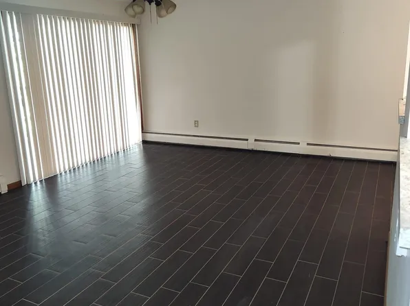 12826 Nicollet Ave APT 202, Burnsville, MN 55337