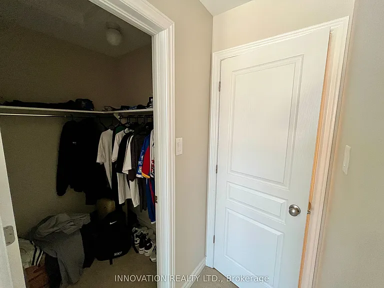 222 Dolce Cres — Photo 21
