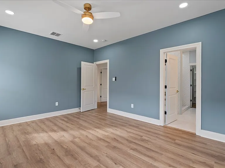 1072 Bruce St — Photo 19