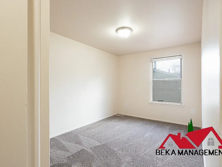21594 Hidden Rivers Dr S — Photo 19