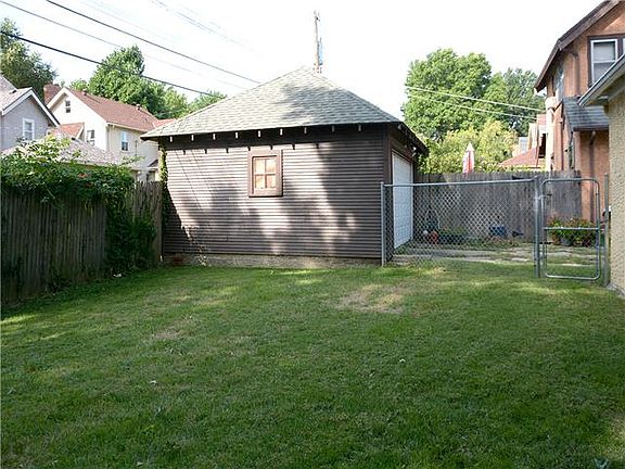 5th image of 629 E Gregory Blvd