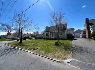 120 Derryfield Ave, Springfield, MA 01118