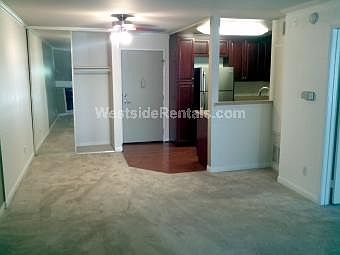 4th image of 5530 Owensmouth Ave APT 217