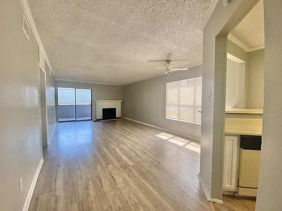 3rd image of 7406 Avenue X