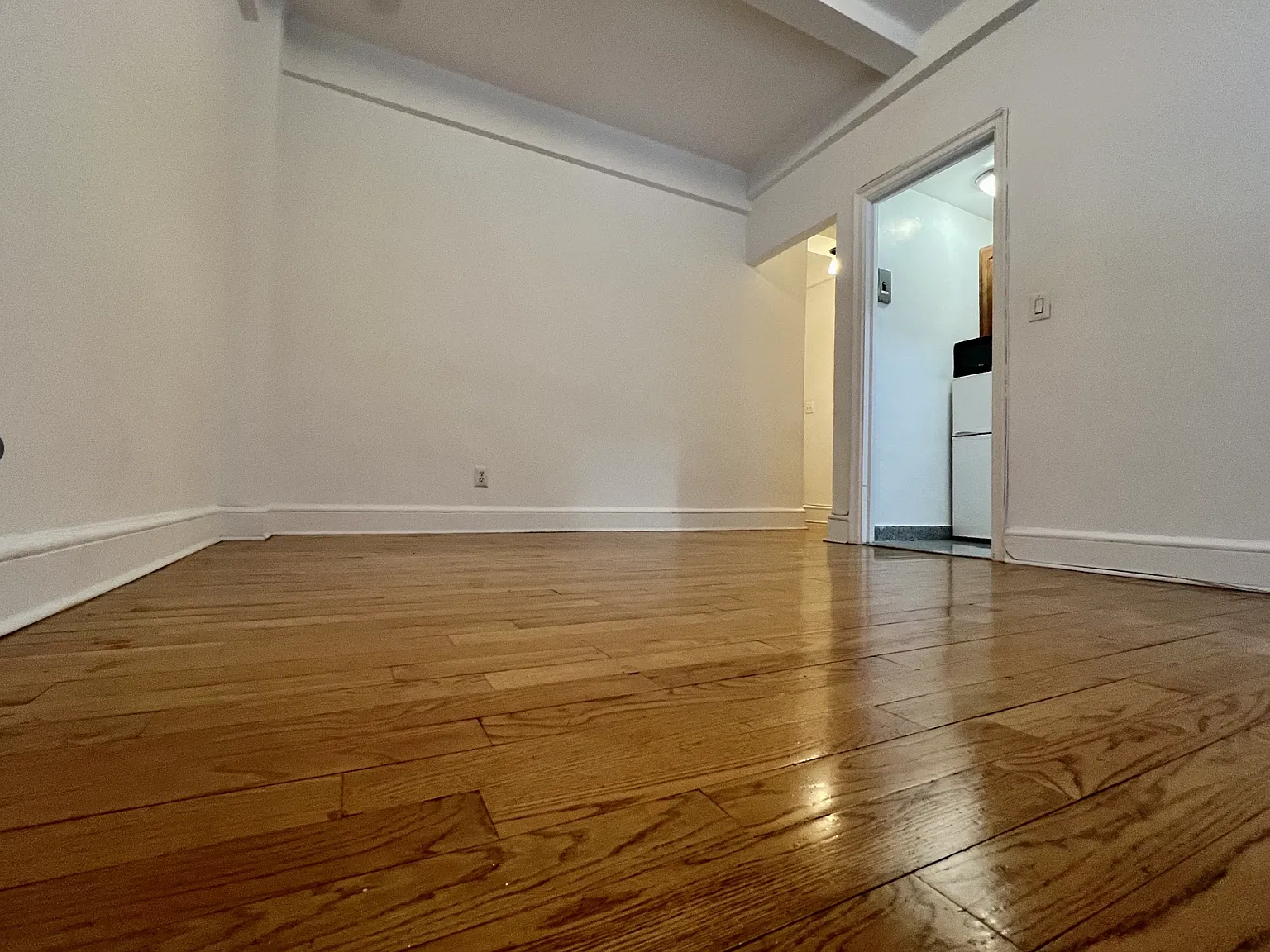 155 East 52nd Street — Photo 1