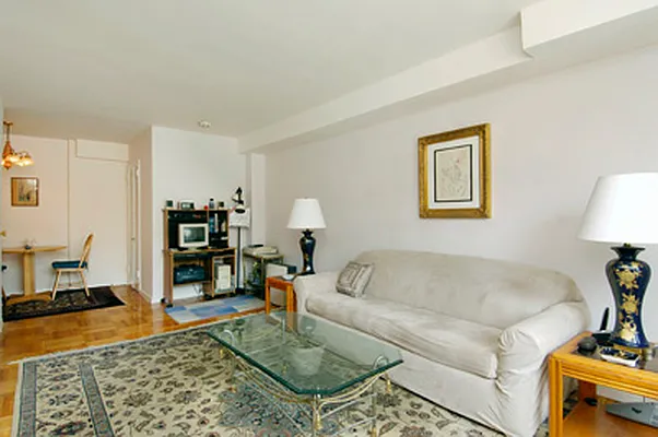 Sold by Citi Habitats | media 6