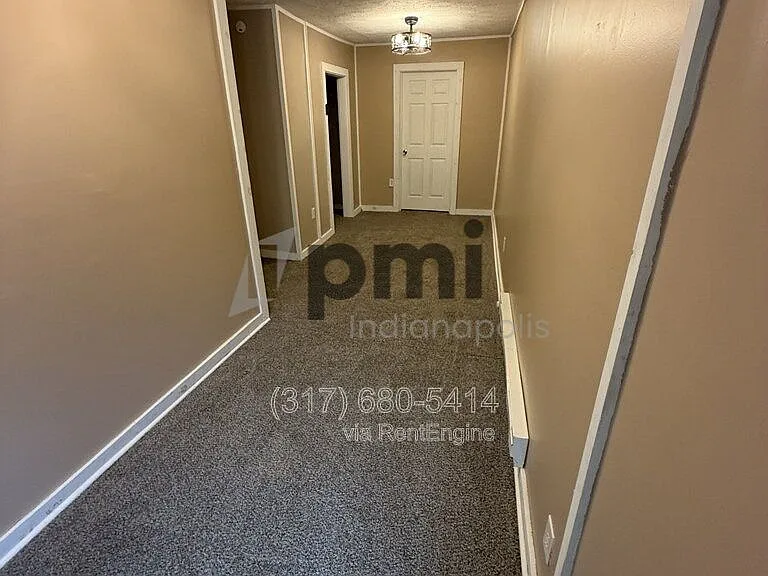 1023 E 8th St #3 — Photo 17