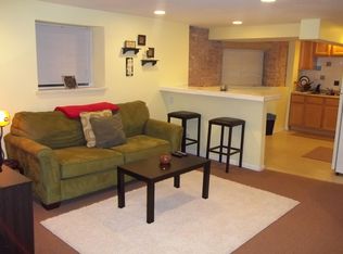 6251 N Claremont Ave APT 1, Chicago, IL 60659