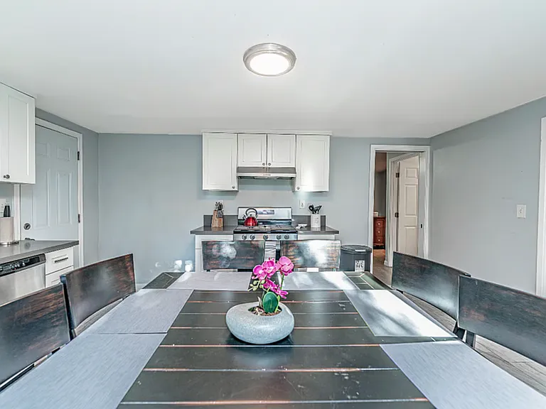 924 W Walnut Ave — Photo 12