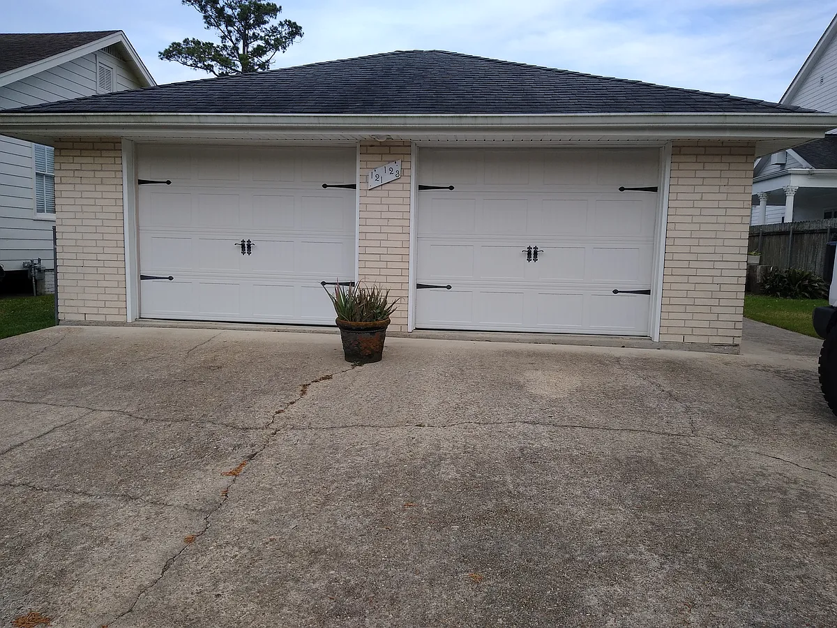 Building Photo - 121 Ridgeway Dr