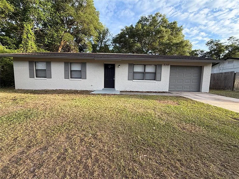 330 Dogwood Ave — Photo 1