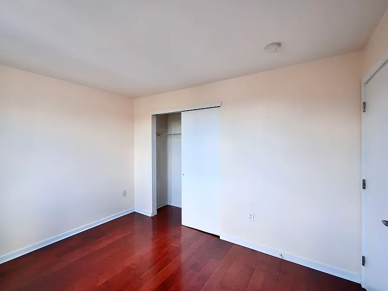 621 N 10th St #1 — Photo 32