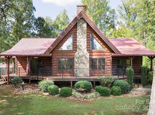 303 Lakeview Rd, Mocksville, NC 27028