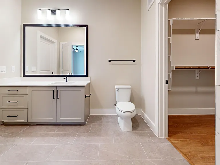 NorthPark_interior_bathroom_C5