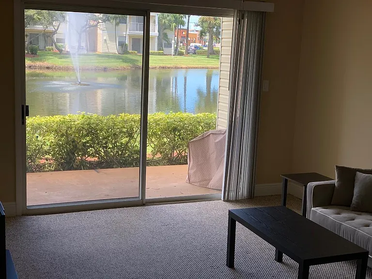 650 Island Club Ct #139 — Photo 5