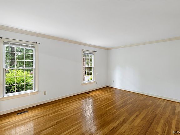 5th image of 2500 Cottage Cove Dr