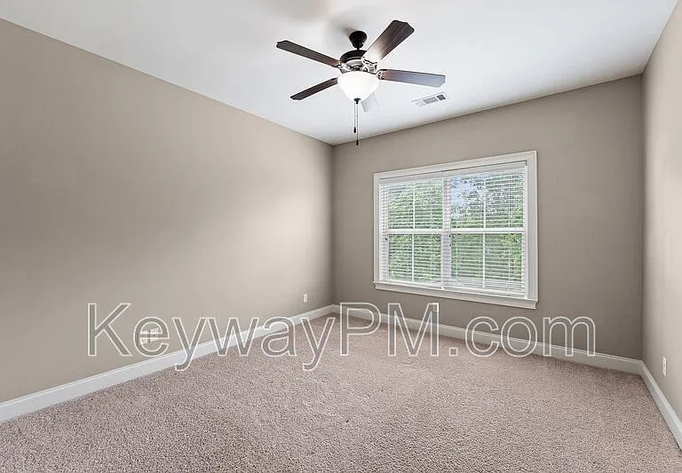 507 Windermere St — Photo 25