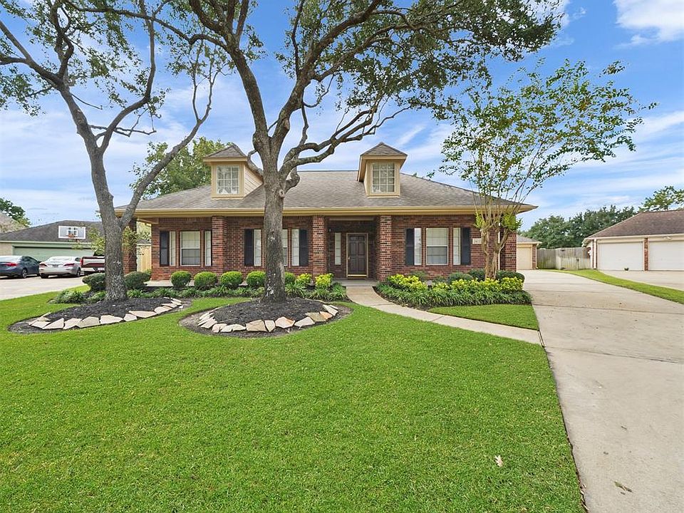 1st image of 2422 Aubrey Falls Ct