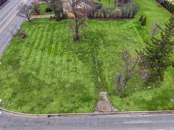 4th image of 3103 York Rd