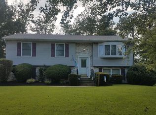 10411 Parapet Ct, Fort Washington, MD 20744