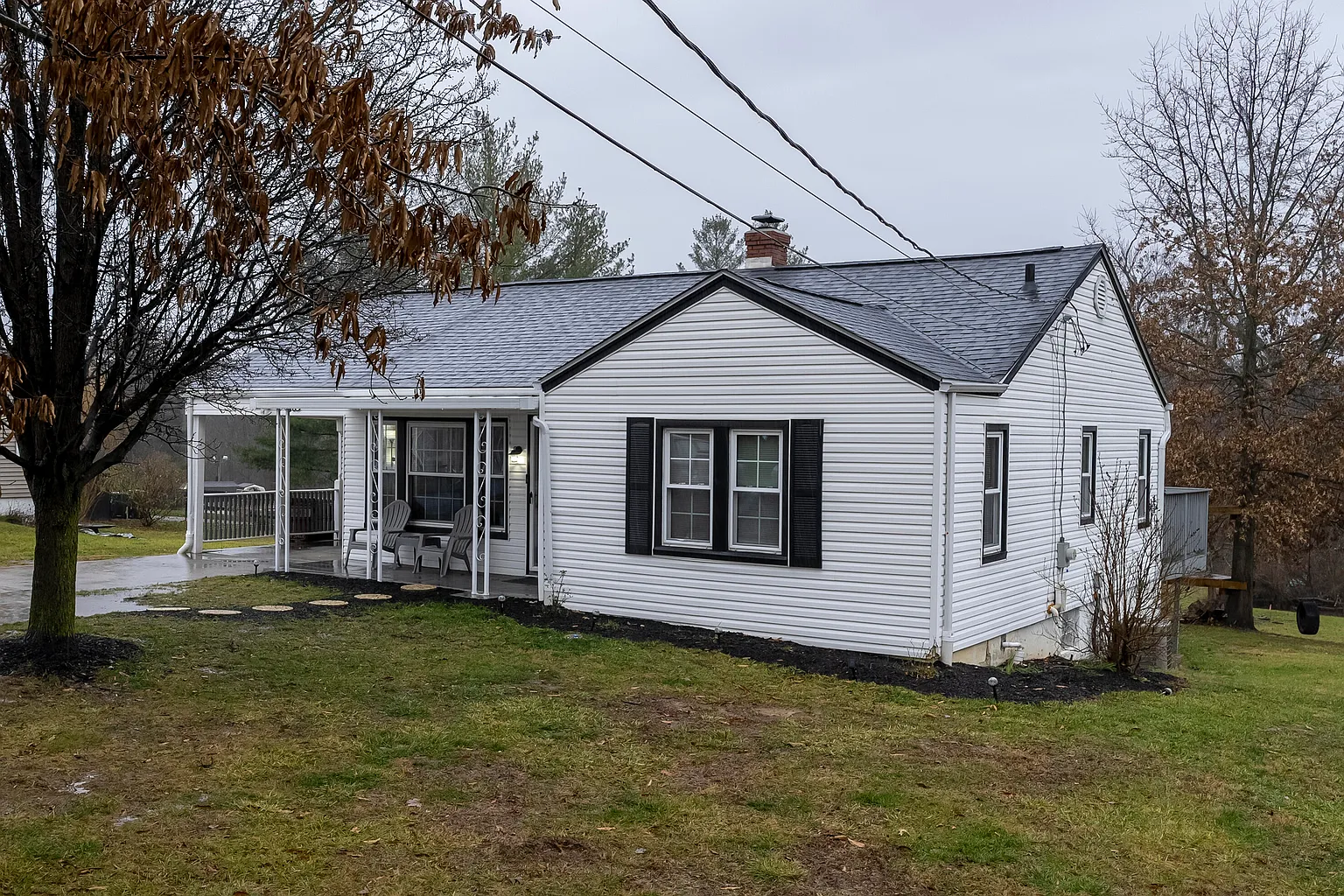 683 Sycamore Dr photo 1
