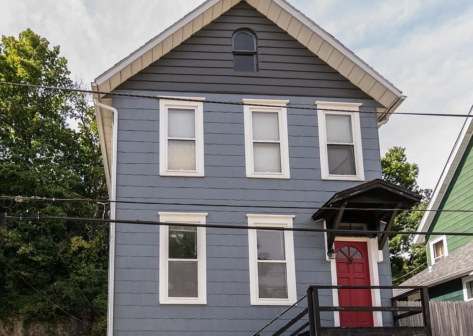 1st image of 275 Saint Marys St