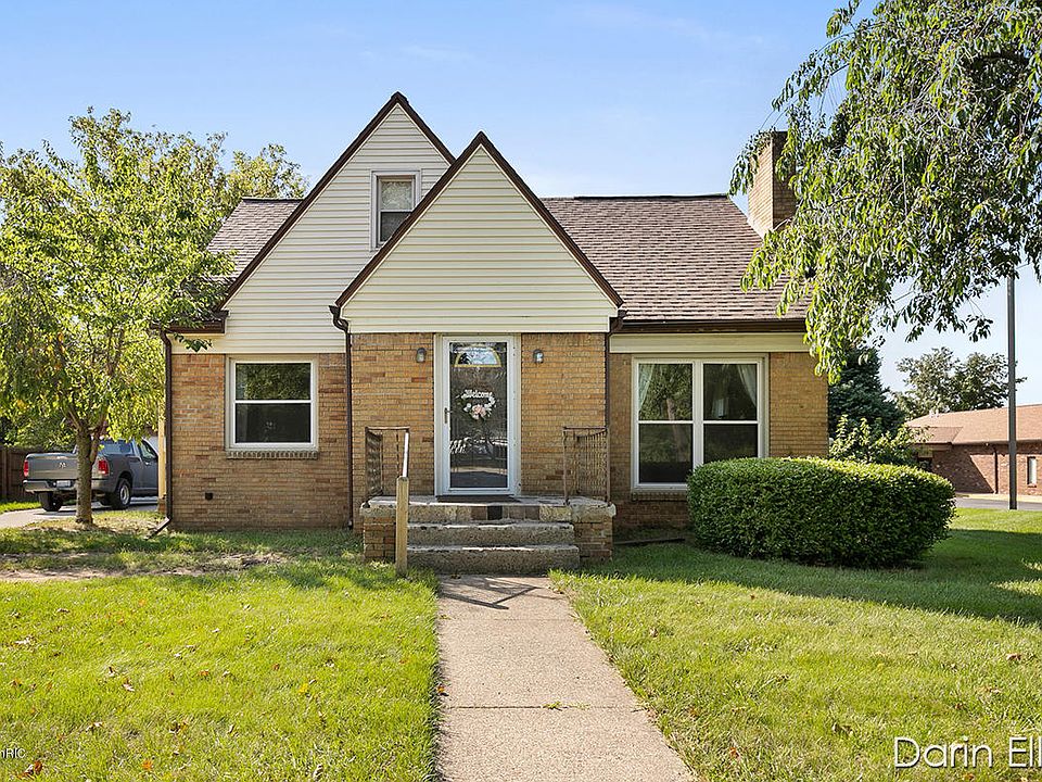 1st image of 1334 36th St SE