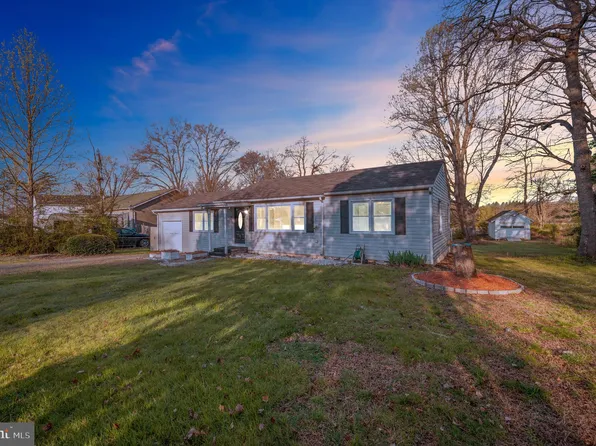 14512 Hamowell St, Manassas, VA 20112