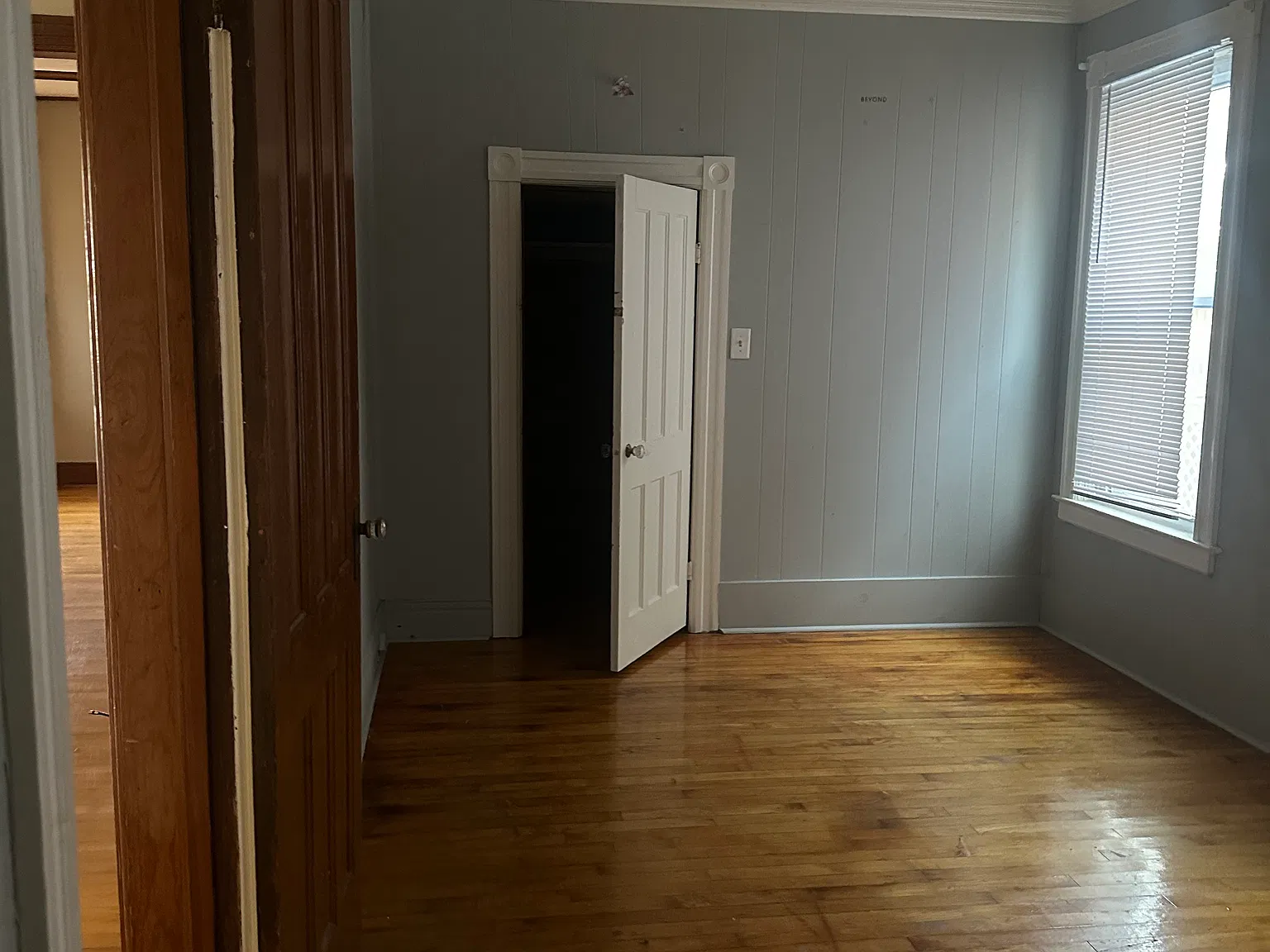 2 bed, 1200 sqft, $1,300 — Photo 4