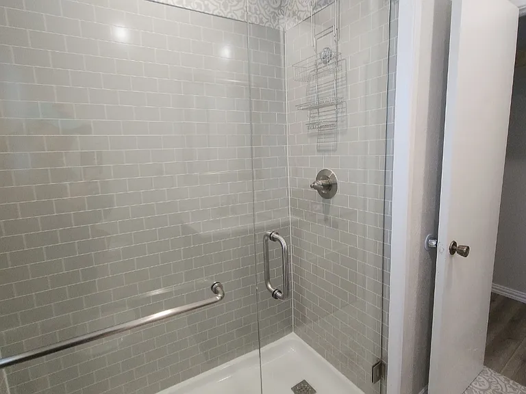 8004 Lifford St #B — Photo 11