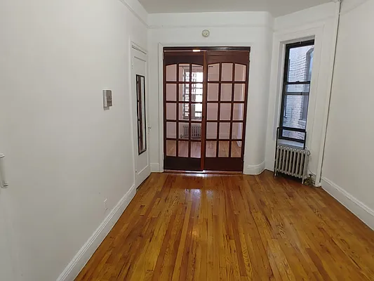 Rented by Compass | media 13
