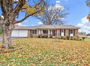 2816 Smallhouse Rd, Bowling Green, KY 42104