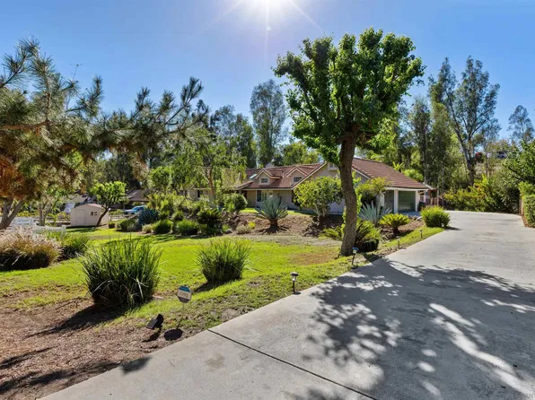 25790 Forest Dr, Escondido, CA 92026