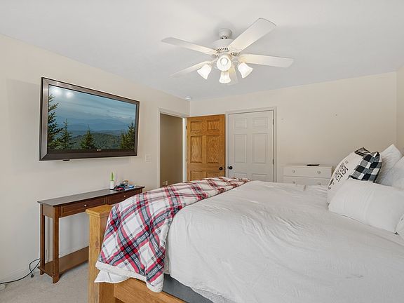 21st image of 6052 Morganton Rd