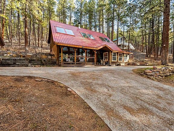 3rd image of 265 Pine Valley Road