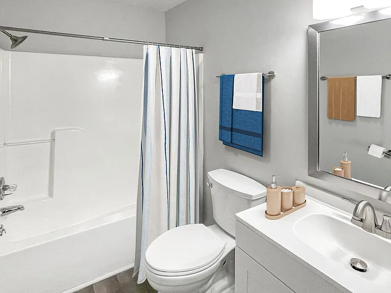 Boulevard West Apartments — Photo 6