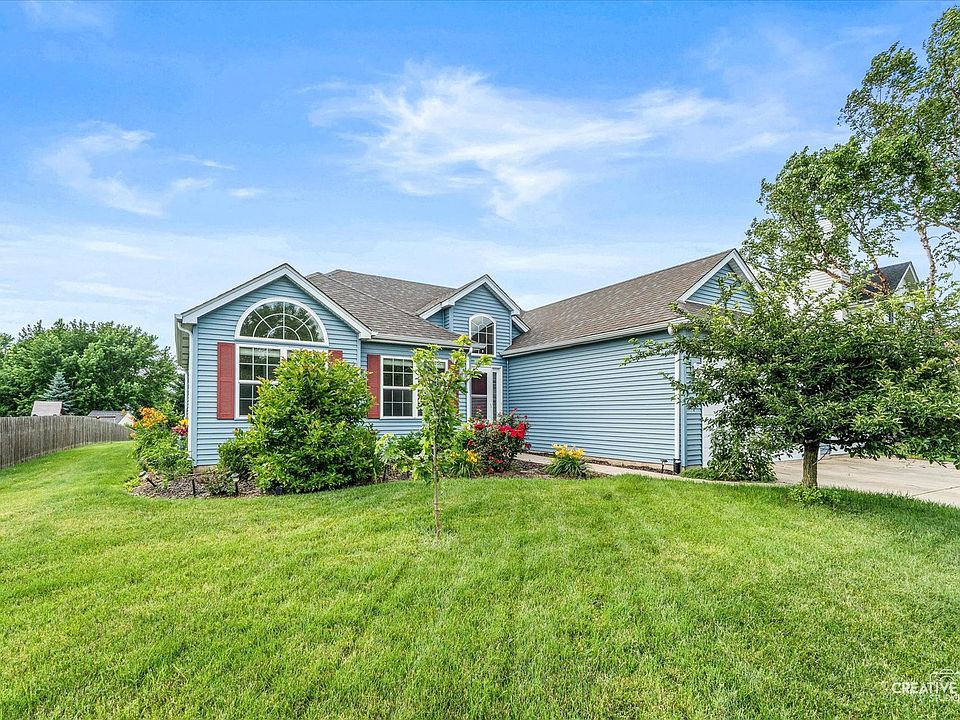1st image of 2233 Meadowview Ln