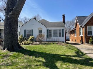 1933 S Walnut St, Springfield, IL 62704