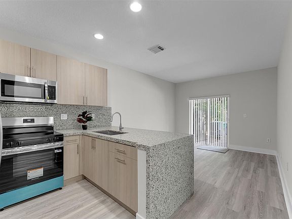 2nd image of 11245 SW 231st Ln