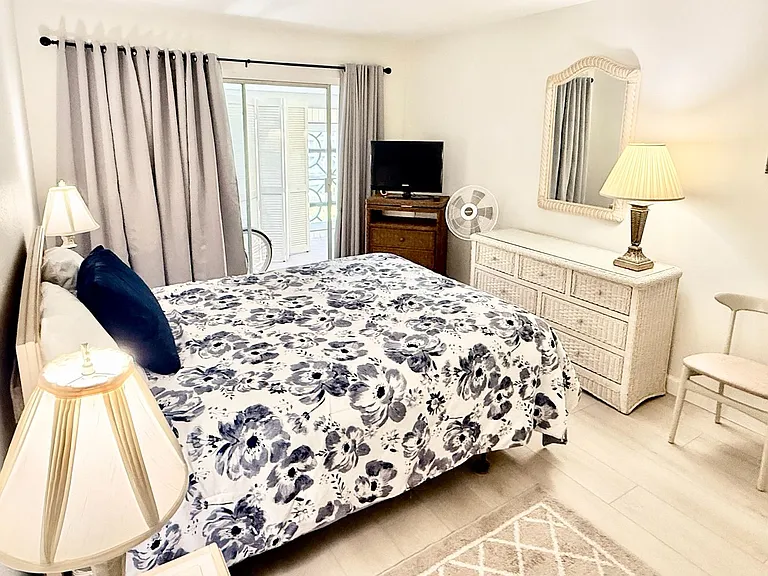 1205 Tarpon Center Dr #C4 — Photo 9